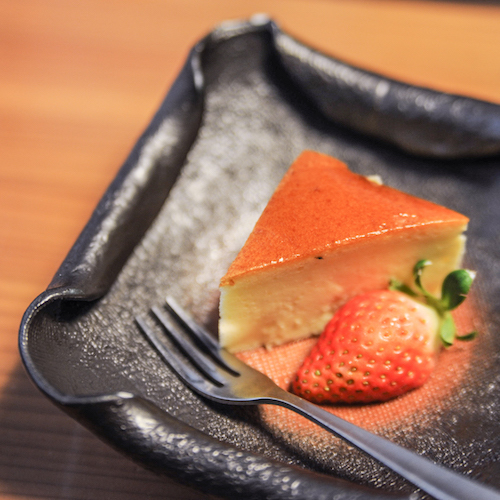 【夕食】デザートも四季替わりです。料理人たちが館内で手作りで仕上げております／例