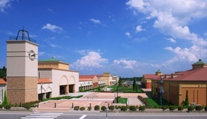 那須ガーデンアウトレットブランド品からお土産まで手頃な値段でお買い求めいただけます♪