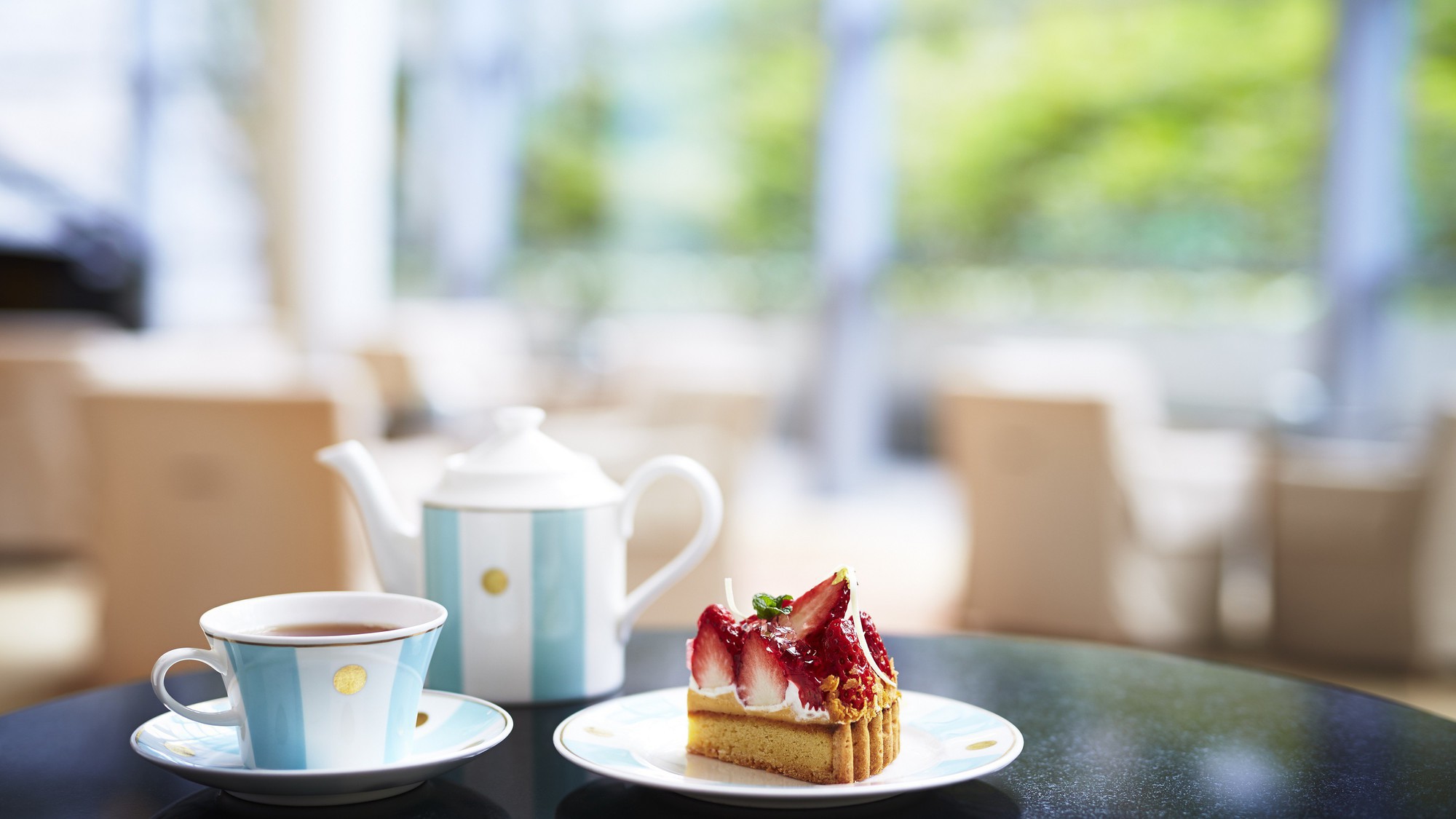 ロビーラウンジケーキセット(イメージ)
