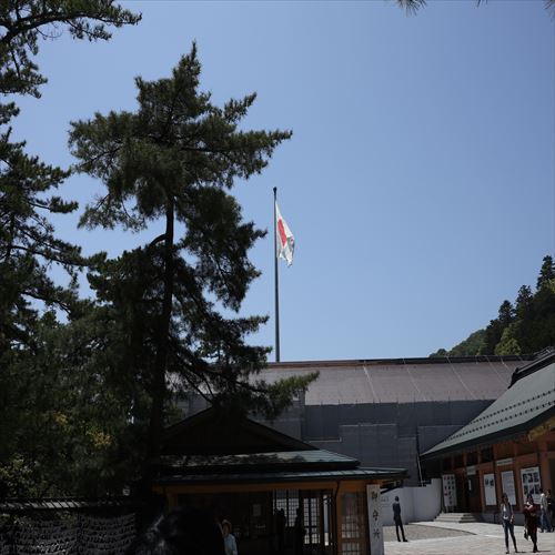 【出雲大社】国旗掲揚塔は47メートルの日本一の高さ！