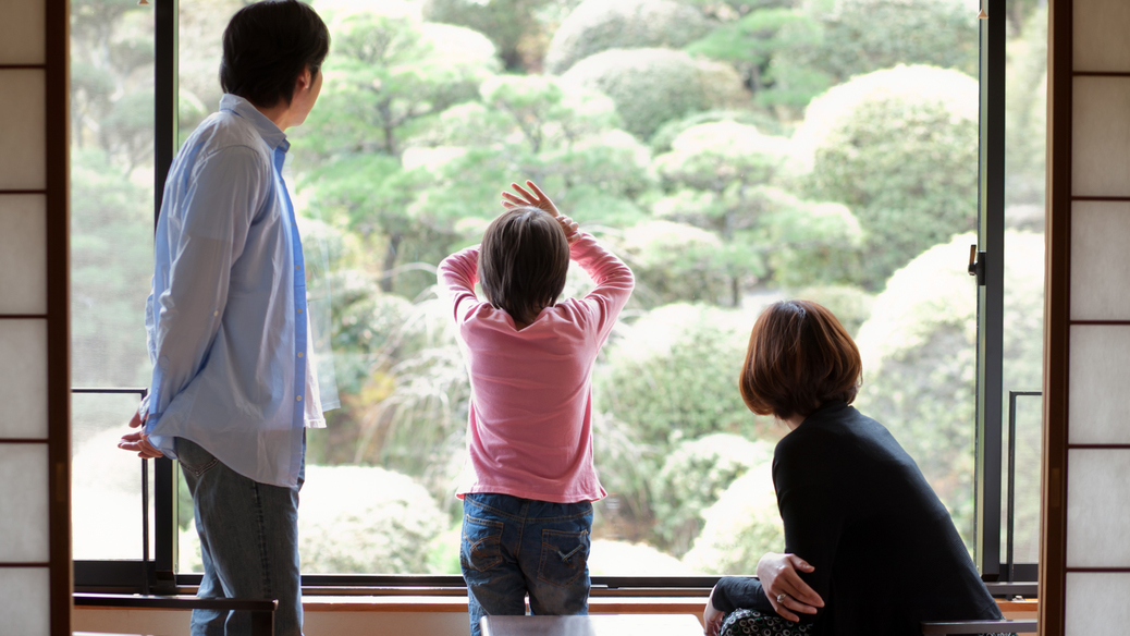 【 部屋から見える美しい庭園】