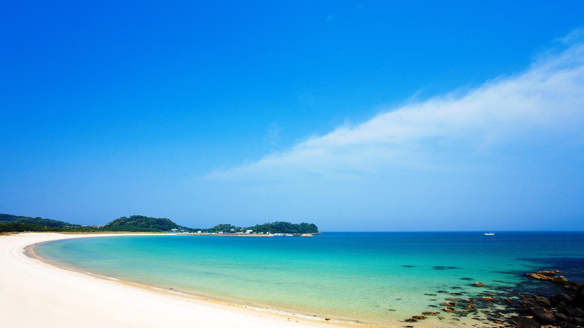 *【筒城浜海水浴場】当館から車で約20分。日本の快水浴場100選に選ばれた白砂のビーチ！