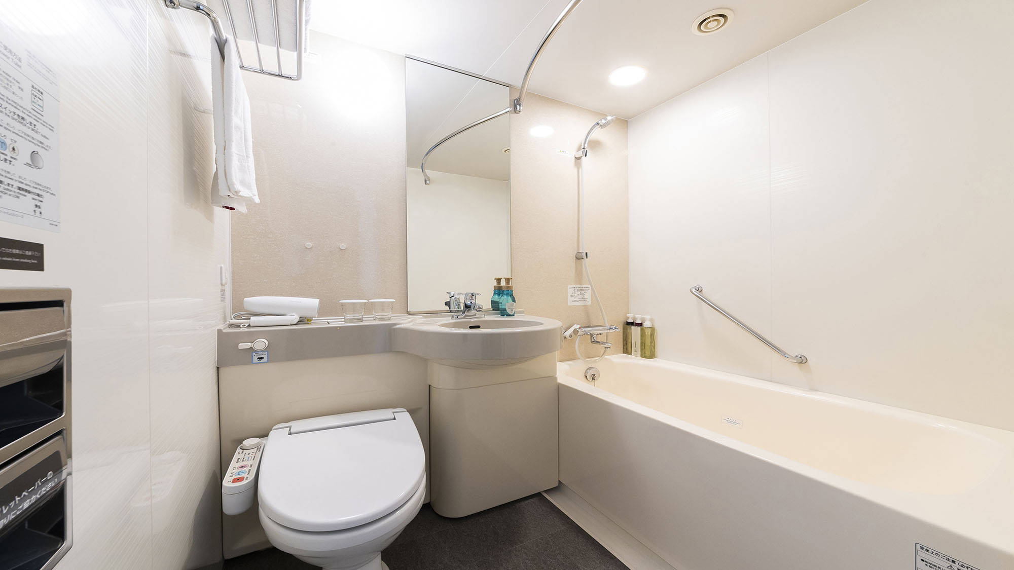 【浴室】モデレートルーム・デラックスルーム