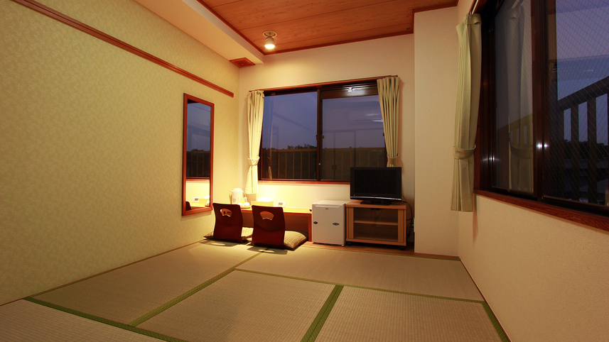 部屋和室（バストイレ付）
