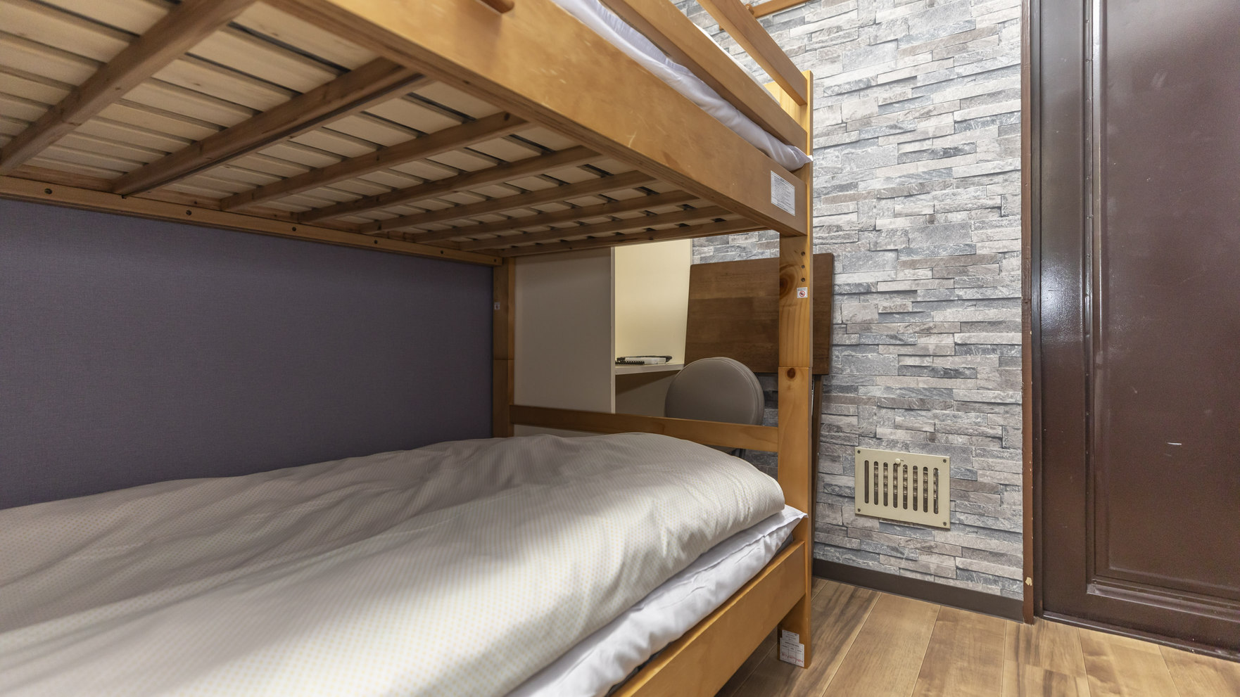 【禁煙】ツインルーム（バス・トイレ共用）※2段ベッド