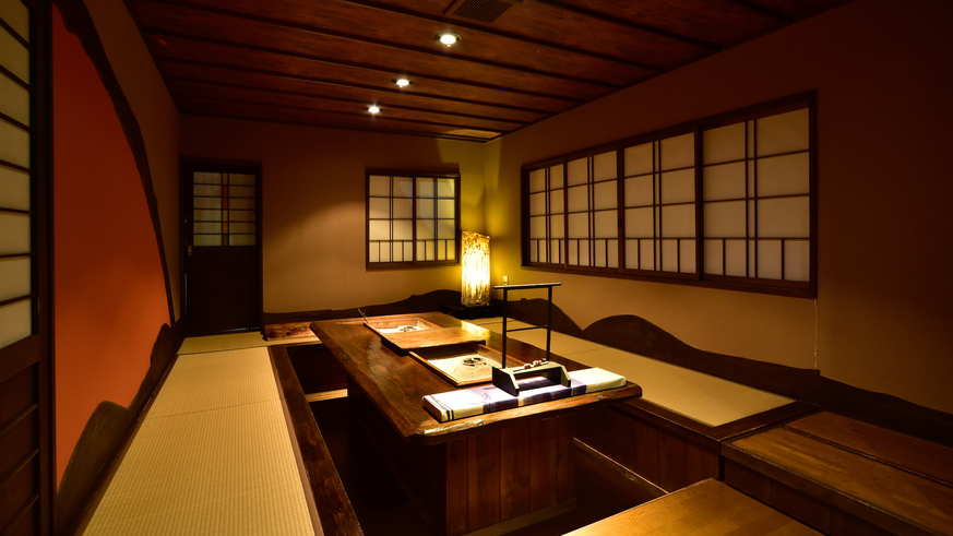 Ikaho Onsen Akari no Yado Okabe Set in a prime location of Shibukawa, Ikaho Onsen Akari no Yado Okabe puts everything the city has to offer just outside your doorstep. The property features a wide range of facilities to make your st