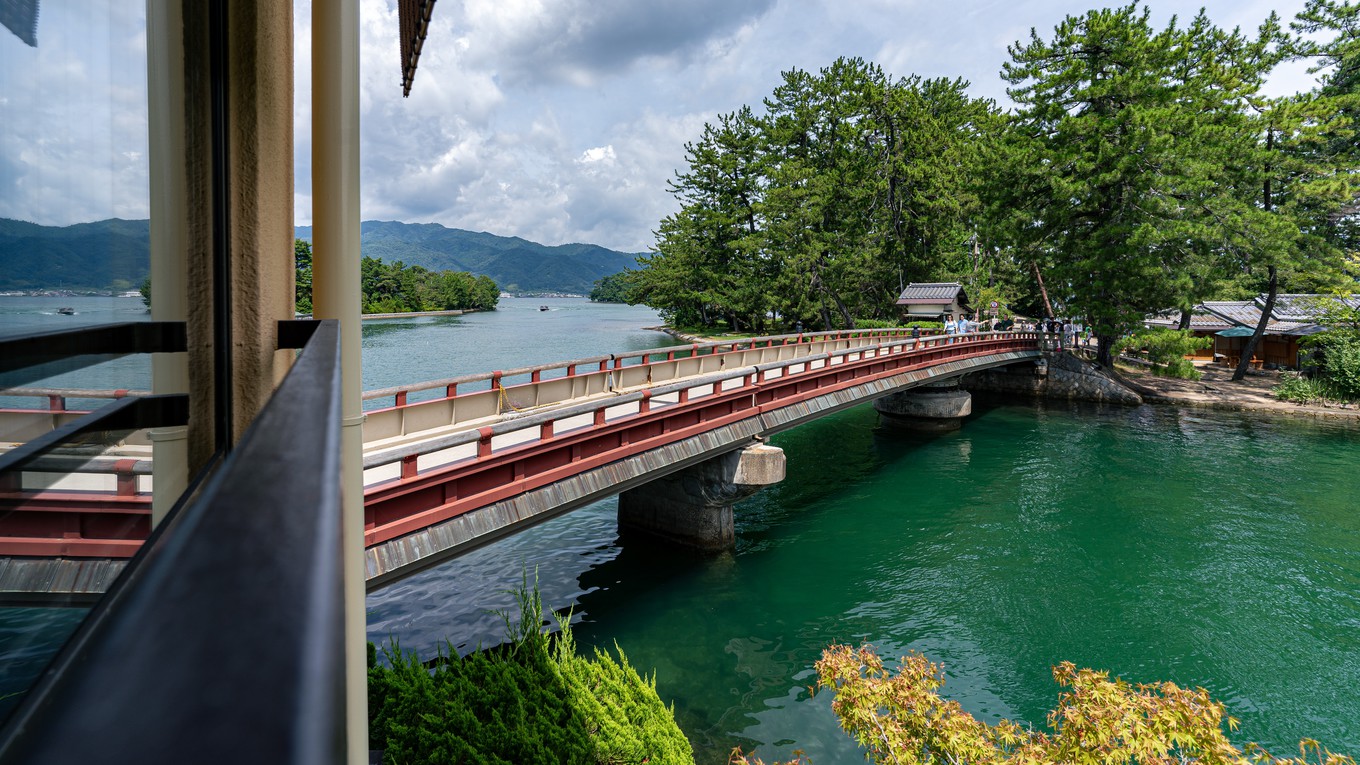 【お部屋からの眺望】天橋立 廻旋橋