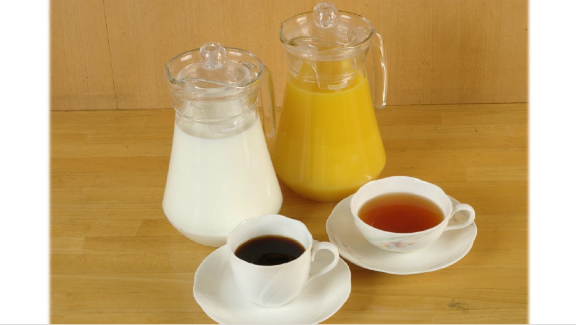 《朝食》ソフトドリンク(オレンジジュース、コーヒー等)
