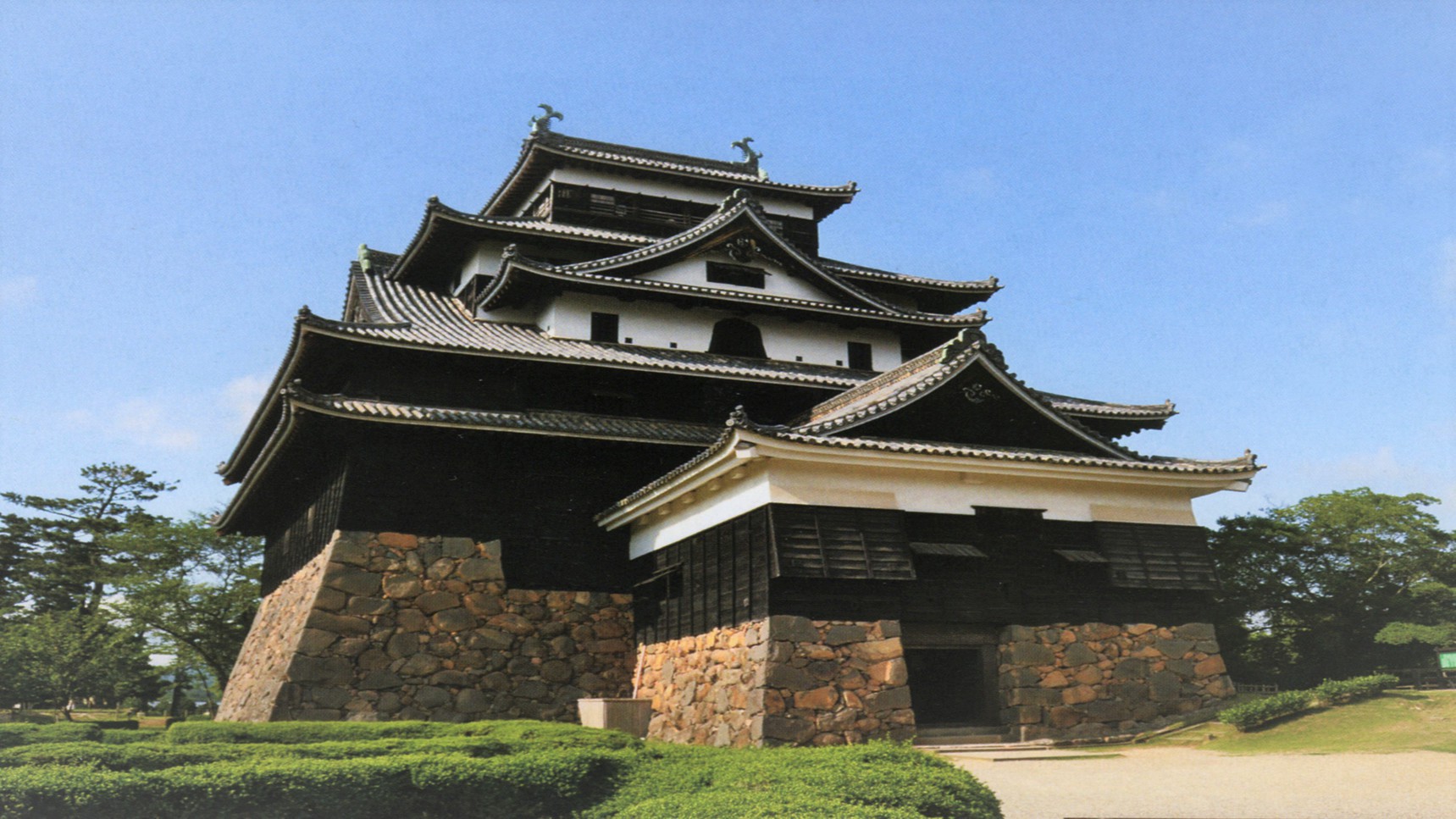 国宝松江城登閣券２割引当館より徒歩１０分！松江城天守閣をお得に満喫プラン