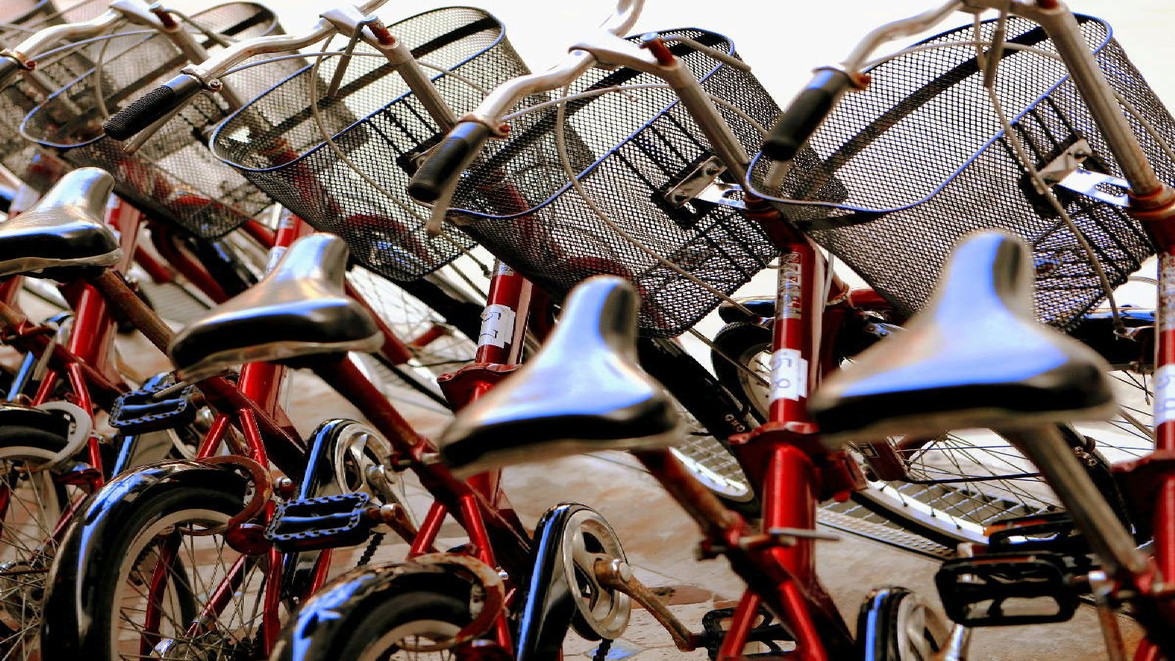無料レンタサイクルはAM６時３０分から貸出開始！通勤でのご利用はご遠慮下さい。（予約不可）