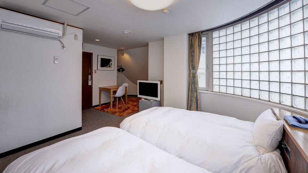 *洋室ツインＡ（客室一例）/カップルやご夫婦でのご宿泊にオススメ！ふかふかのベッドで安眠の夜を。