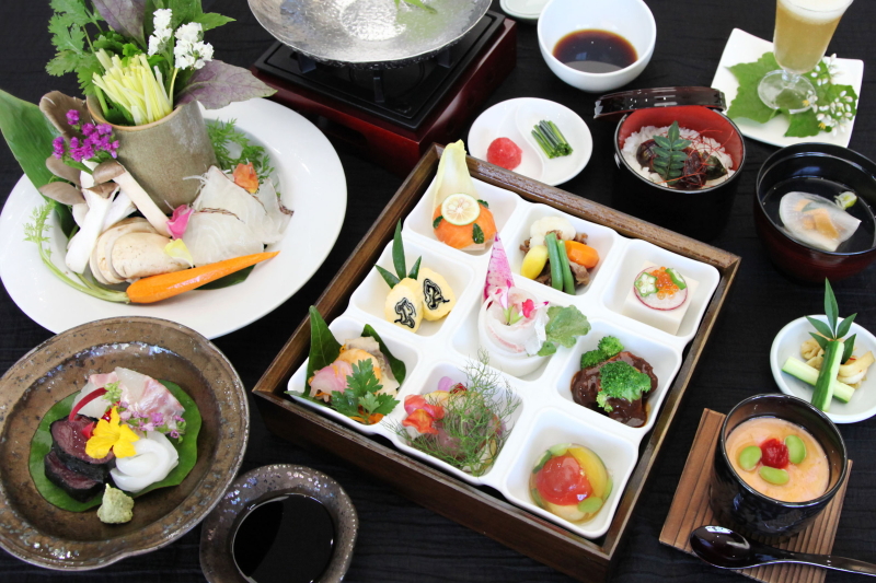 独歩館プラン夕食「酒乃泉コース」