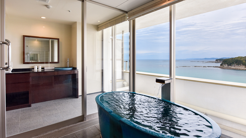 *【露天風呂付客室（浜水晶）・洋室】完全プライベート空間で露天風呂の温泉をお愉しみください。