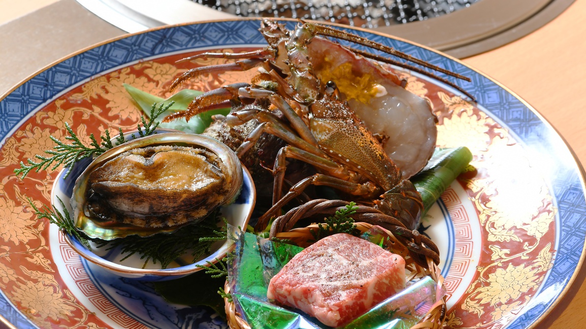  【炭火会席人気ＮＯ.１】海鮮炭火焼メインが鮑・牛・伊勢海老からチョイスプランの選択食材