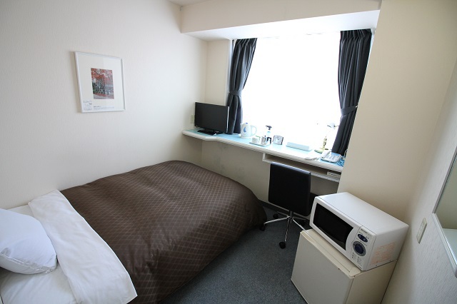 Mihara City Hotel Located in Mihara, Mihara City Hotel is a perfect starting point from which to explore Onomichi. The property has everything you need for a comfortable stay. Free Wi-Fi in all rooms, laundry service, 