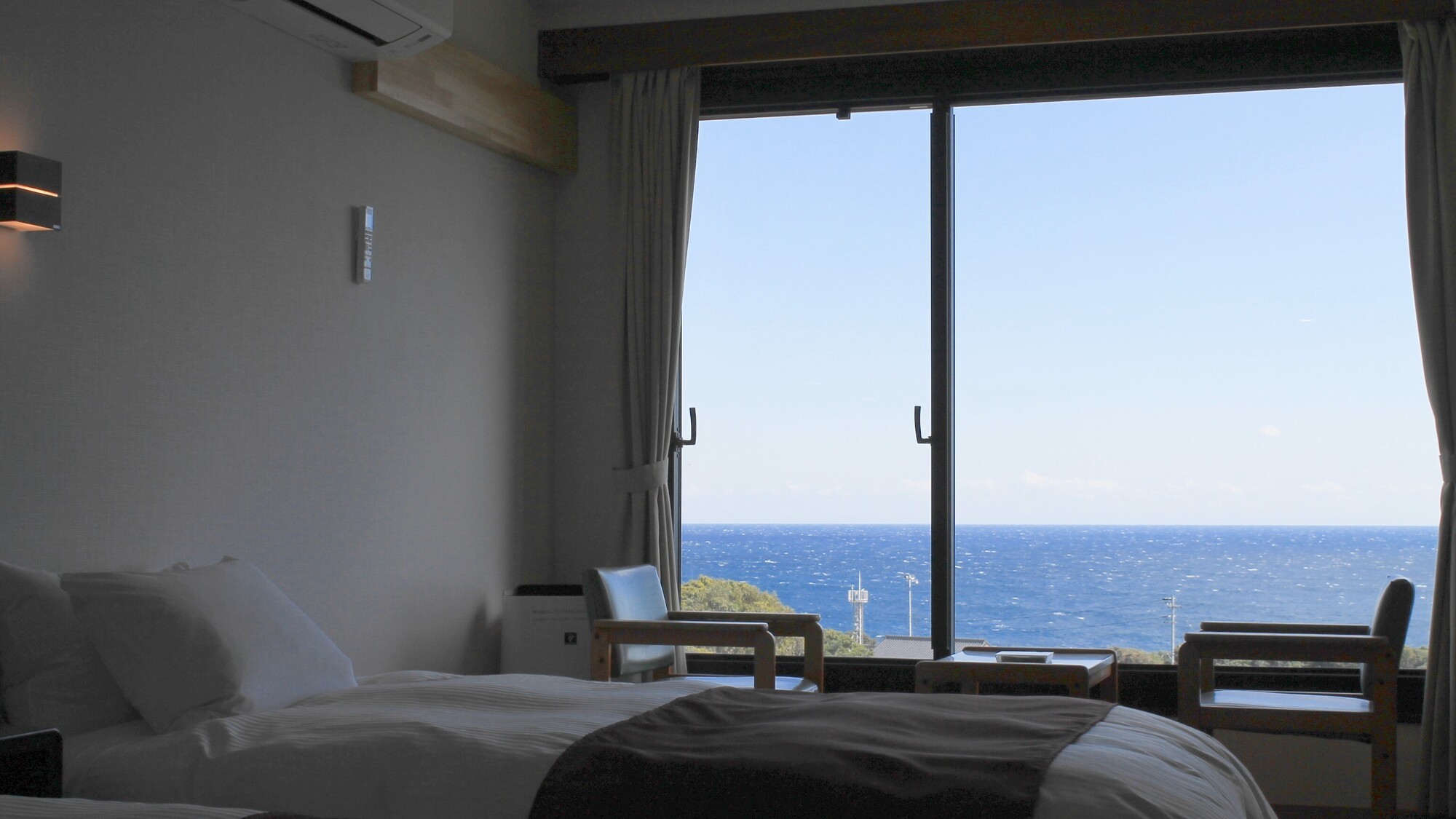 和モダンルーム