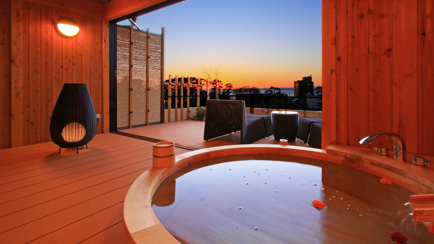 露天付客室「水芙蓉」