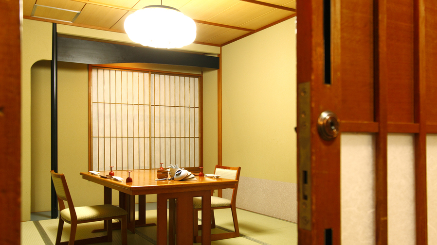 個室料亭花小路