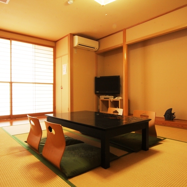 Denshukan Toraya no Yu The 3-star Denshukan Toraya no Yu offers comfort and convenience whether youre on business or holiday in Nagano. Both business travelers and tourists can enjoy the propertys facilities and services.