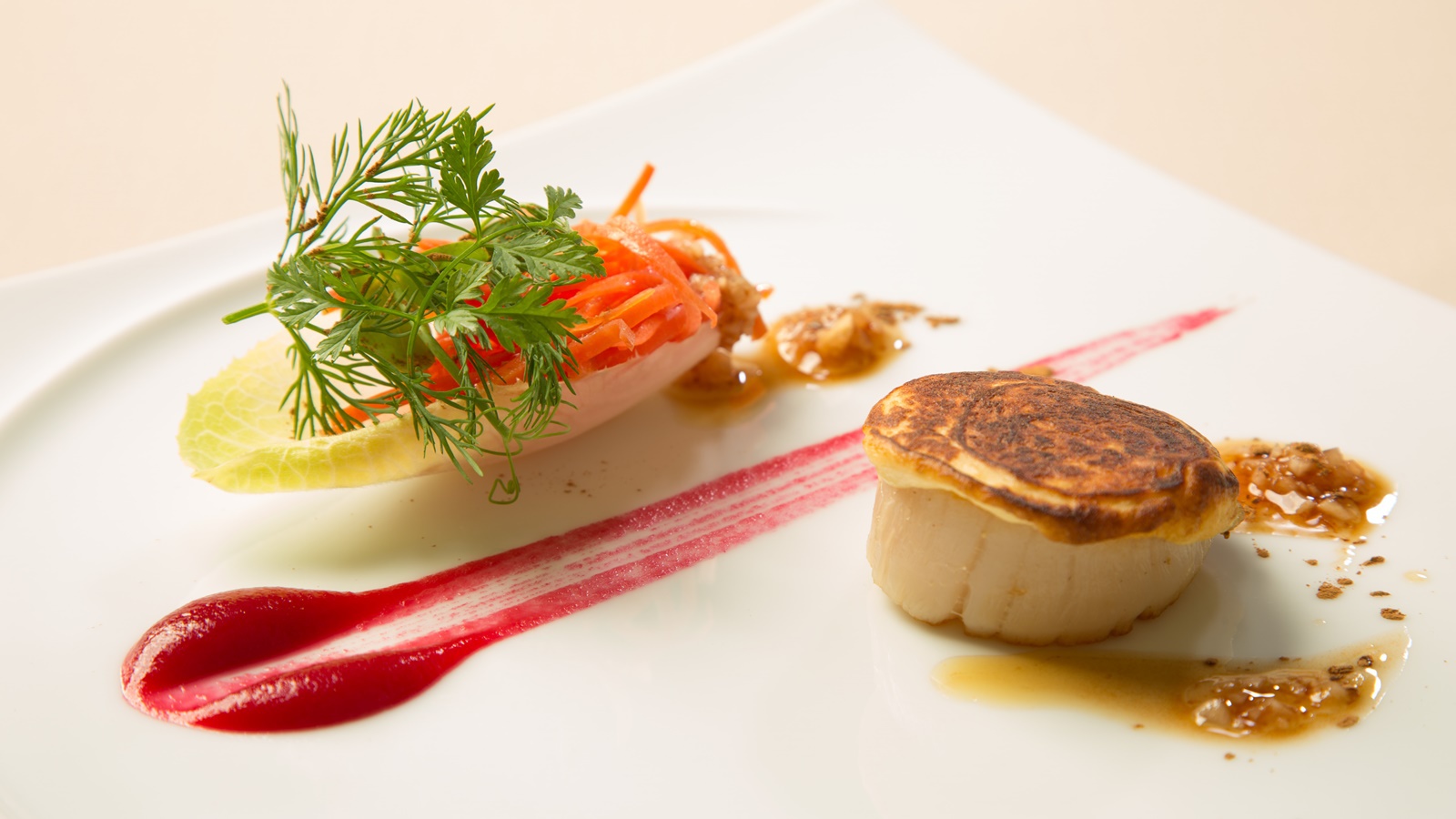 2階レストラン「ロワール」フレンチ