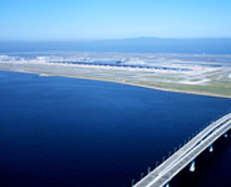 【当館から車で30分】関西国際空港