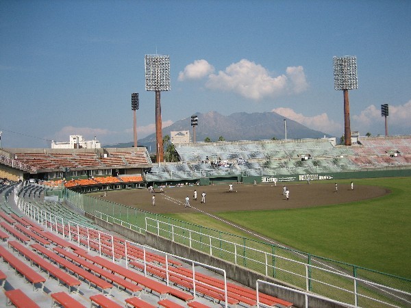 鹿児島県立鴨池野球場