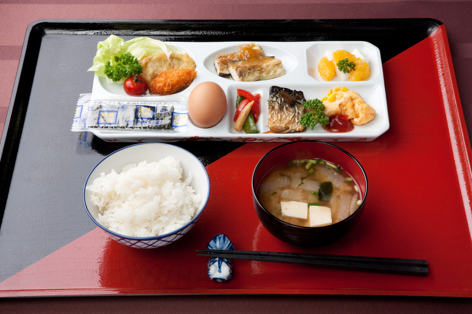 朝食の和食一例です。