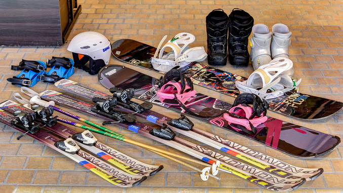 *レンタルコーナー/スキーやスノーボードの各種グッズあり。※詳細は施設までお問い合わせください。