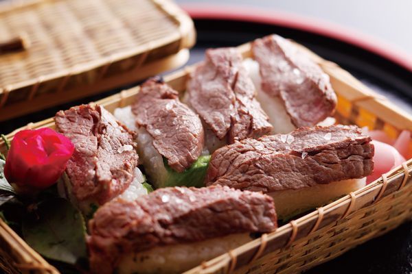 但馬牛のヒレ押寿し