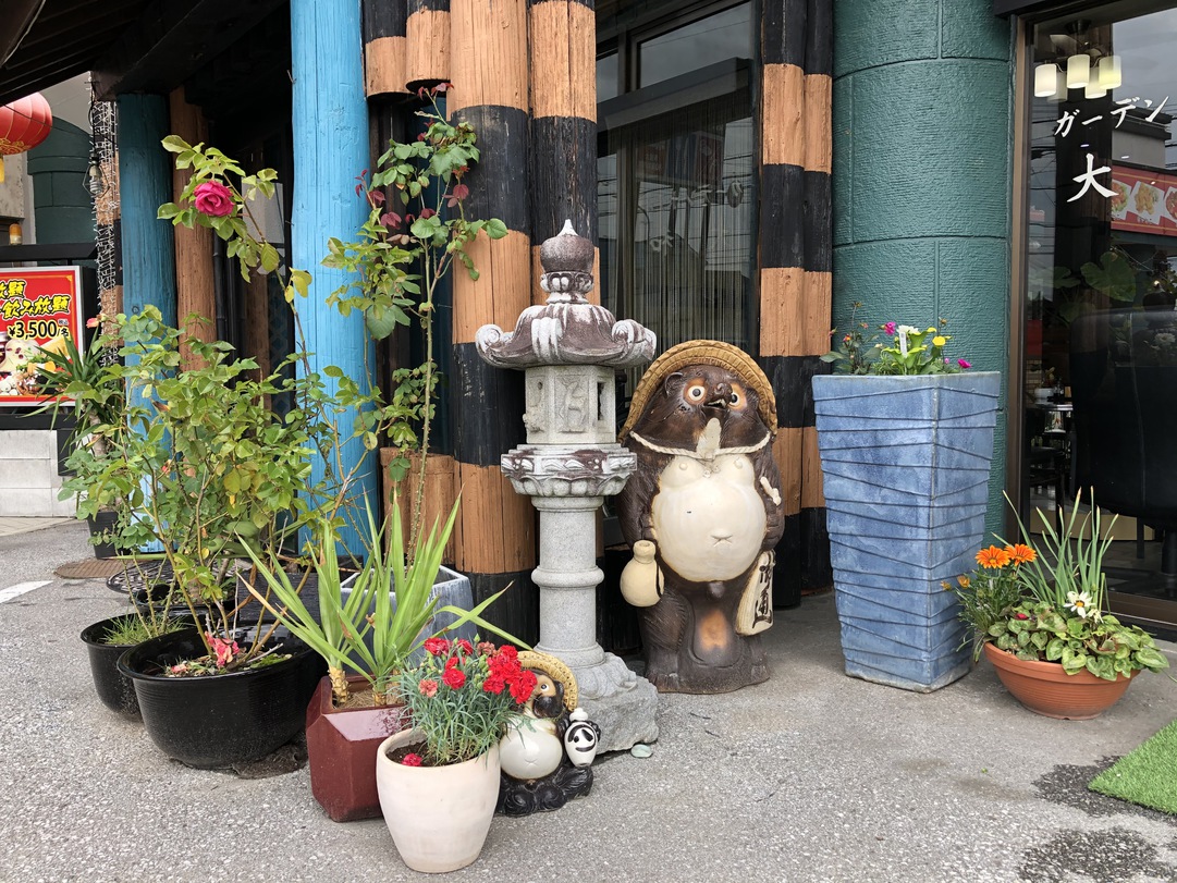 【エントランス植栽】