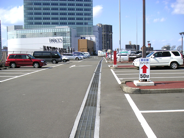 仙台駅屋上駐車場