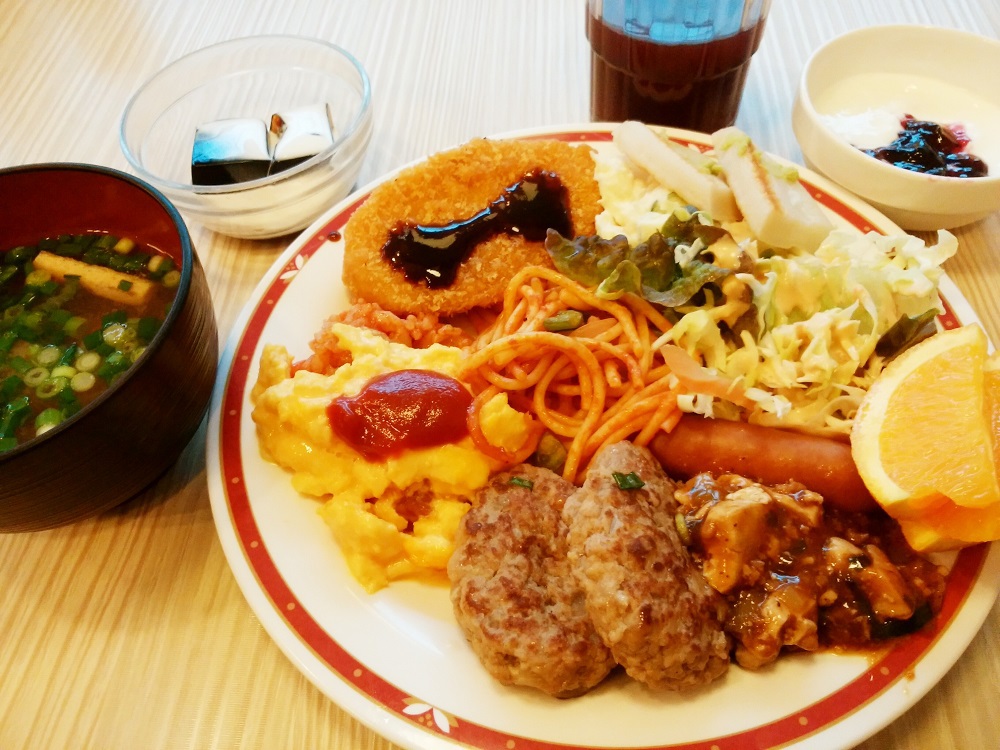 宮城のお母さんの作る朝食バイキング