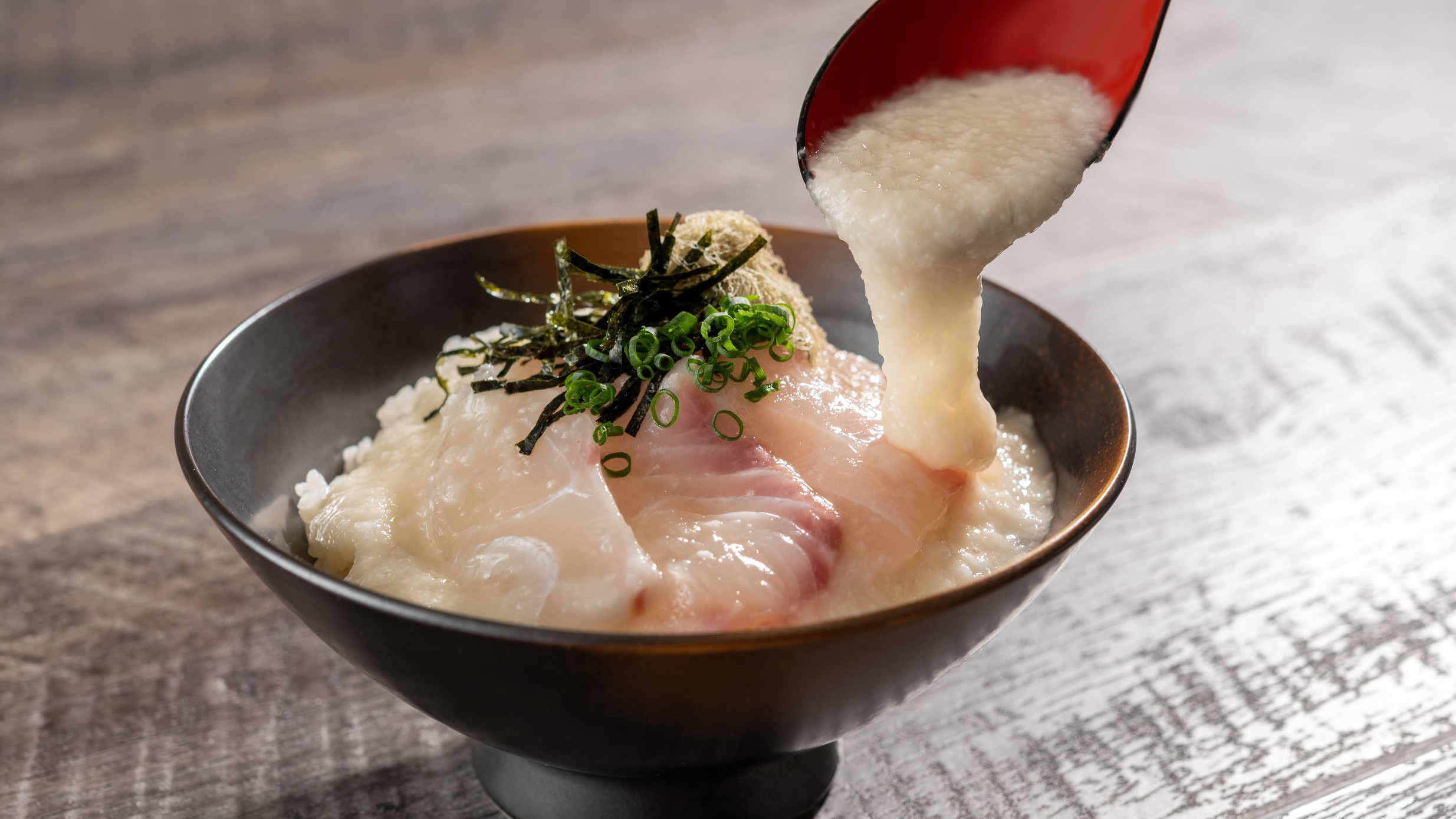 【朝食ビュッフェ】めでたい飯「真鯛の“;亀の井漬け”;山掛け」