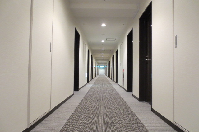 【客室までのフロア】
