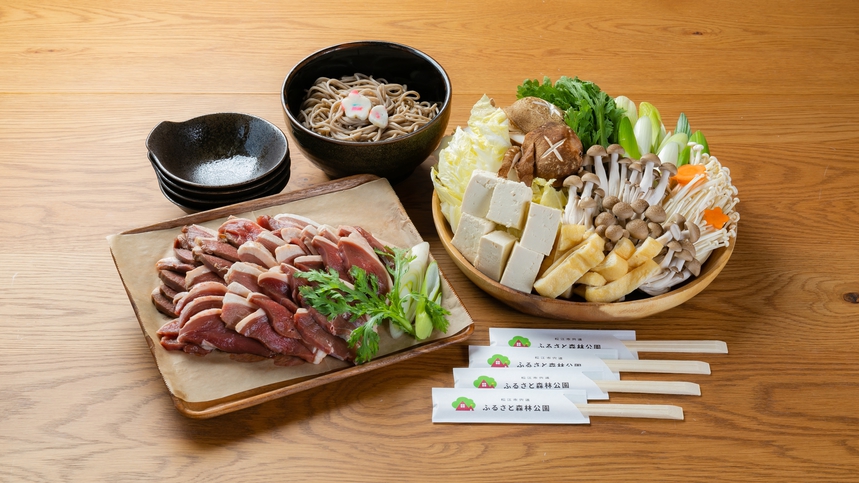*【選べるお鍋/鴨鍋】鴨の深い旨味がしっかりしみ出たお鍋です。シメのお蕎麦で鴨せいろにも♪