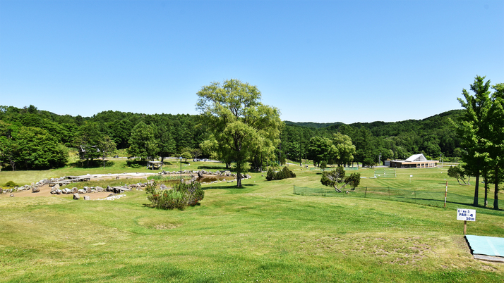 神居岩公園パークゴルフが楽しめる公園。当館より車で2分