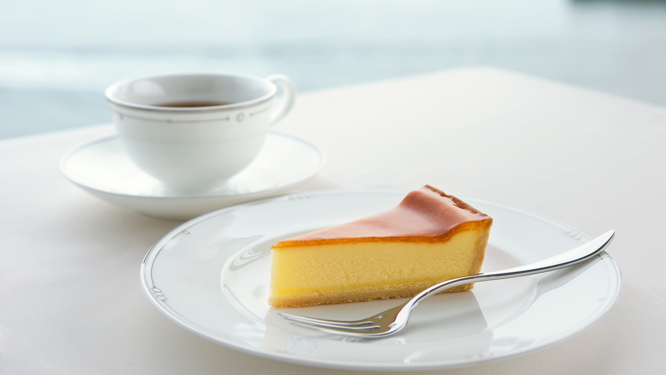 ラウンジチーズケーキセット