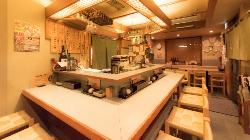 【隣接鳥九（とりきゅう）】焼鳥居酒屋 秋田の地酒が楽しめます