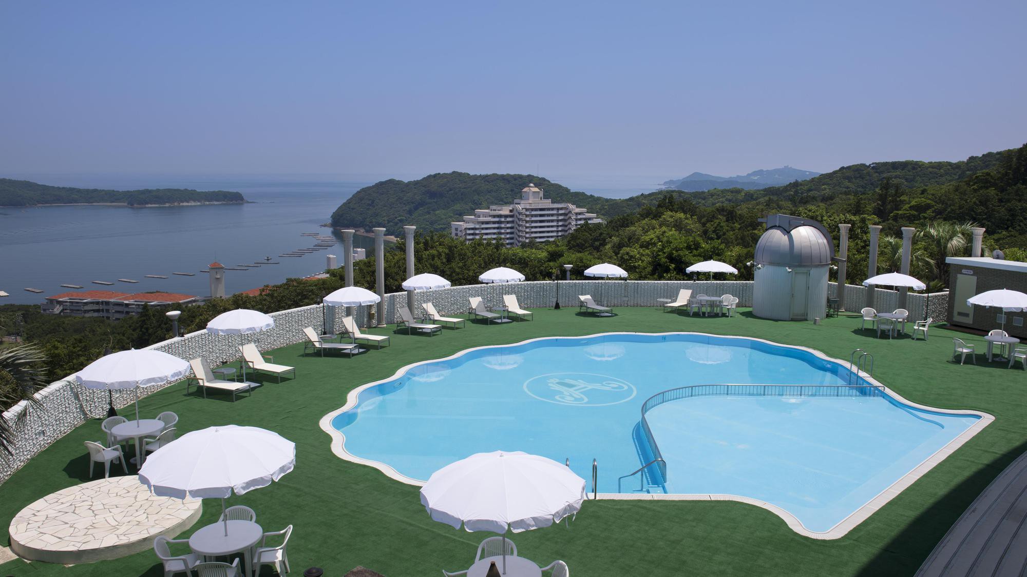 夏季限定：ガーデンプール