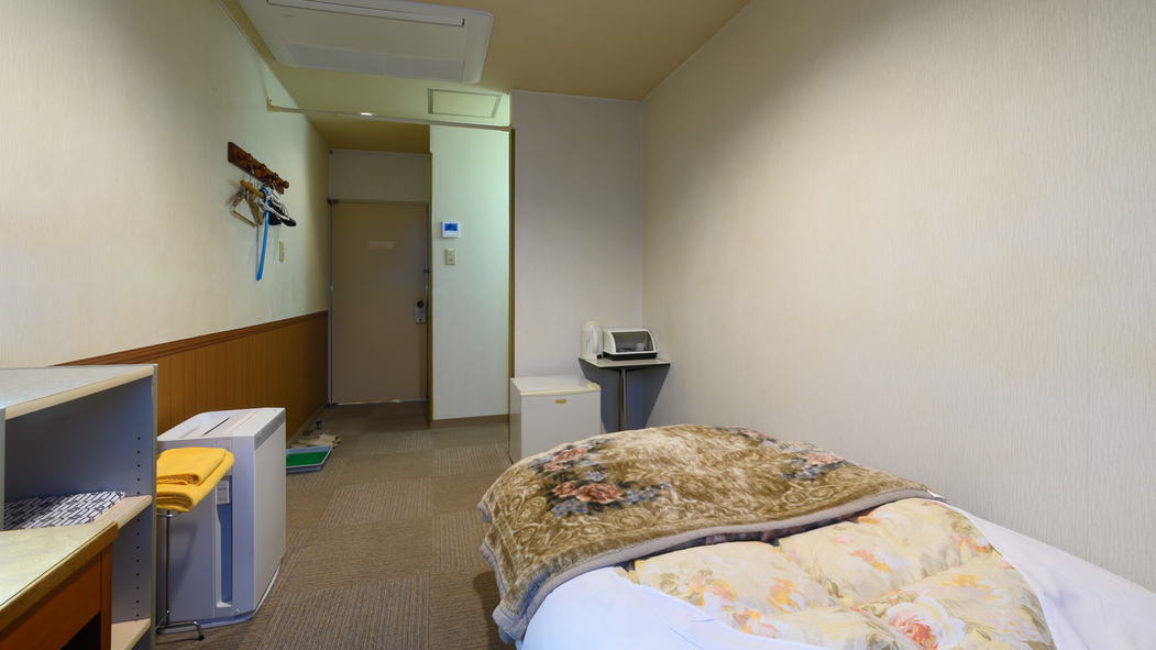 シンク？ルルーム(トイレ付き、ハ？ス共用)