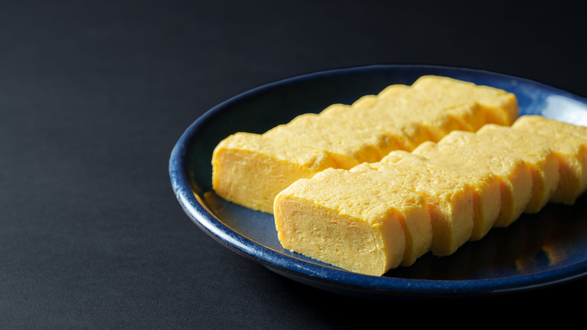 【だし巻き玉子】日本のご飯の定番メニュー。