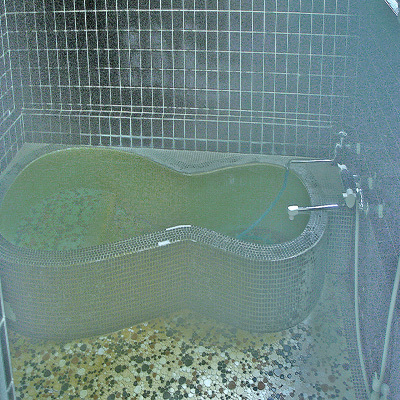 貸し切り風呂ー温度調節出来る。