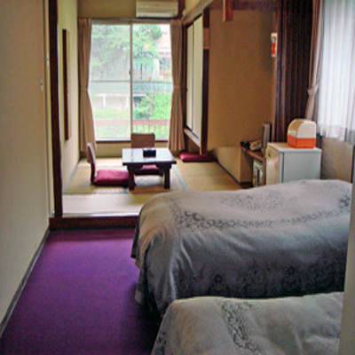 和洋室例ー川側