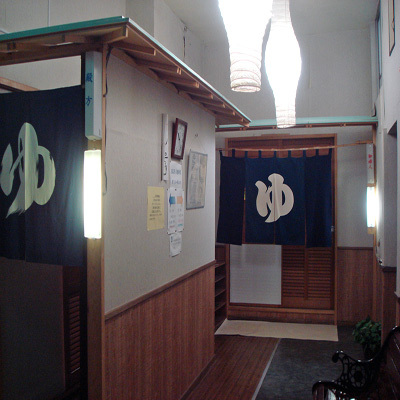 浴場ー奥は大、手前が婦人風呂