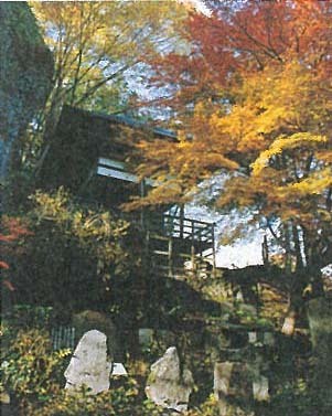 おばすて伝説の里にある「長楽寺」の紅葉