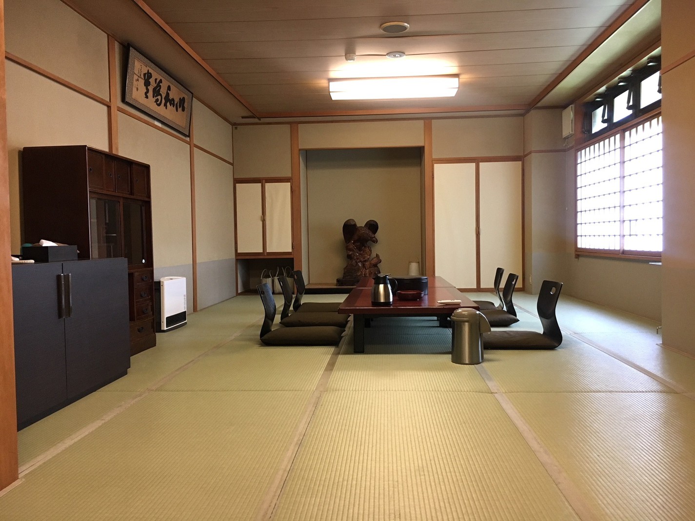 20畳間の大部屋（トイレなし）