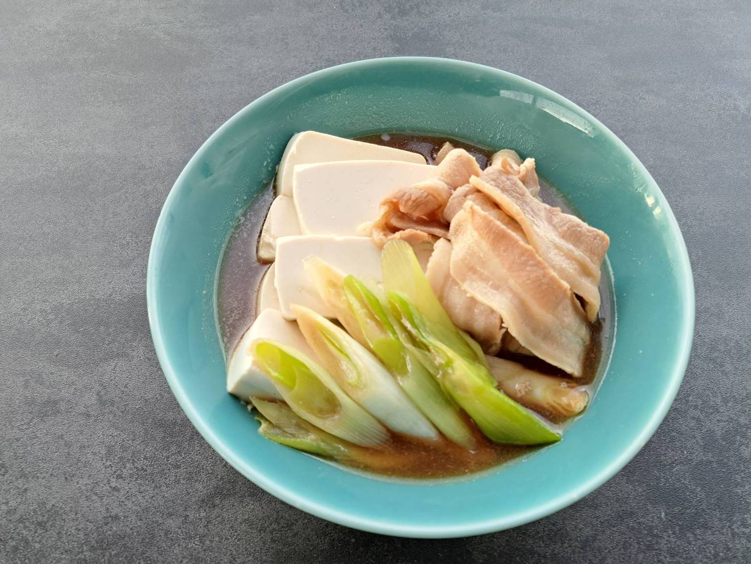 2024年冬季限定朝食メニューの肉豆腐