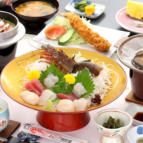 三大グルメ料理(※お料理は一例です)