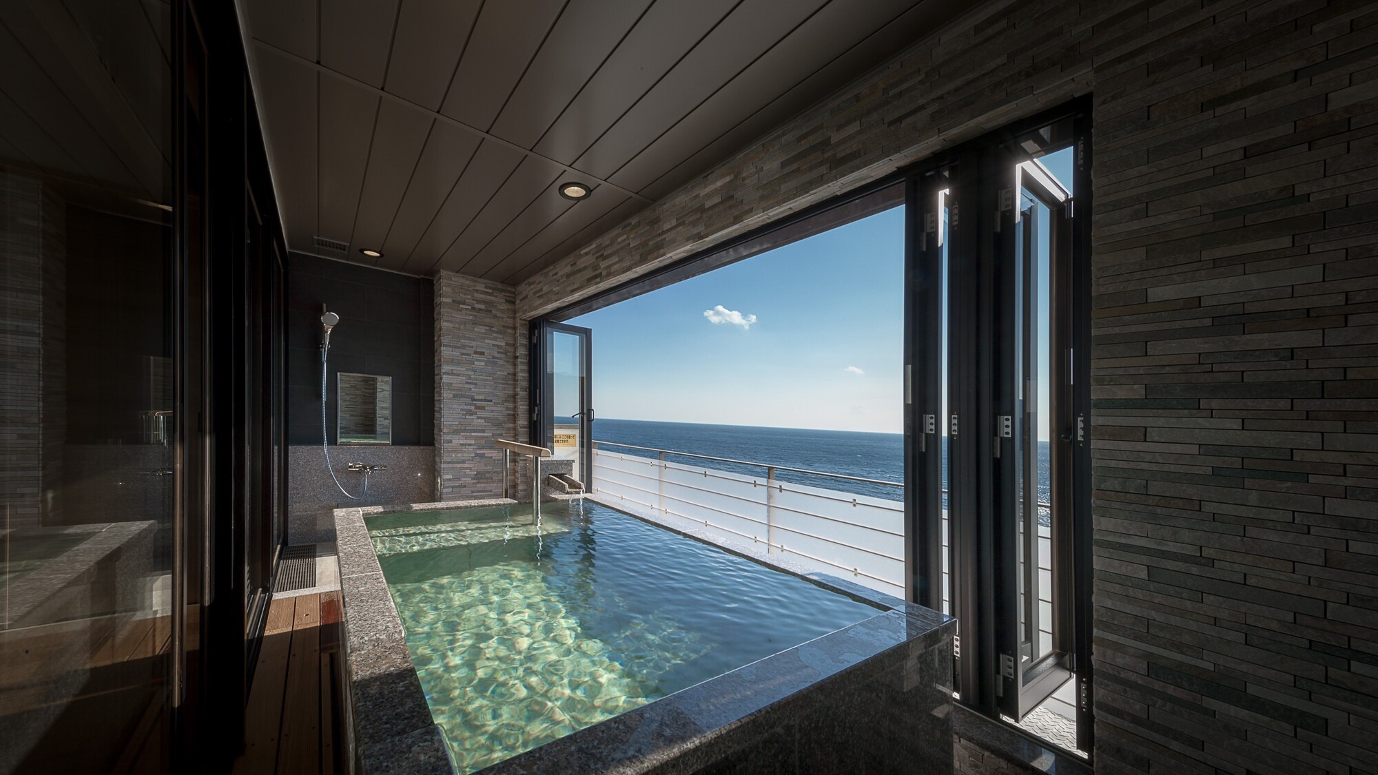 黄はだ 92.5㎡【ラグジュアリースイート ・自家源泉露天風呂付】