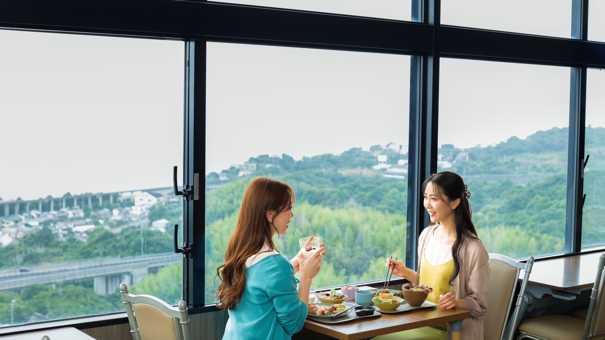 朝の光に包まれて、選ぶ楽しさから始まる一日。
